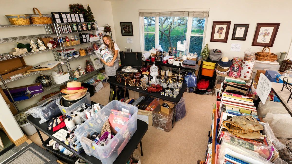 Incredible Sandy Estate Sale â Sept. 3rdâ5th! Hosted by Pine & Porch Estates!