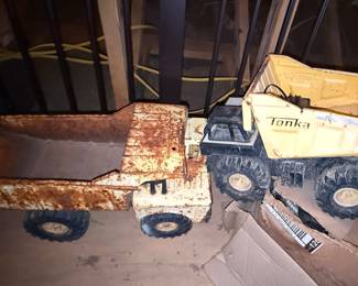 Vintage Tonka Mighty Dump Trucks