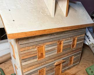Log Cabin Style Dollhouse