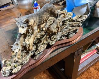 Wolf statue