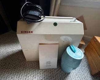 Singer Sewing Machine