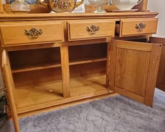 side board open