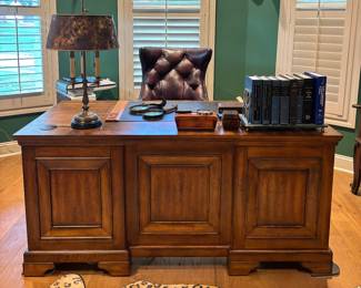 Fine Desk