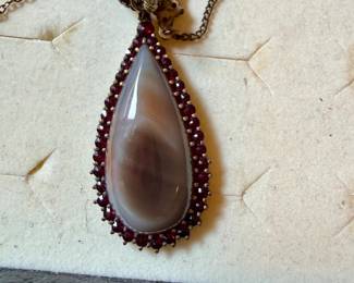 Bohemian Garnett necklace