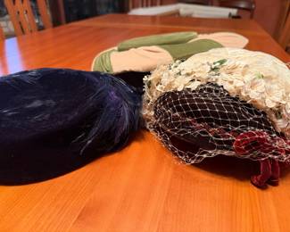 Vintage women’s hats