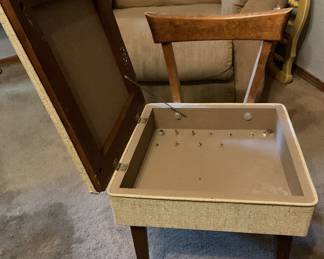 Sewing chair