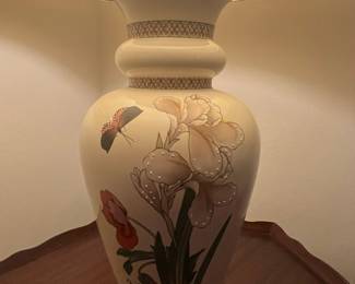 Vintage Chinoiserie Ginger Jar Table Lamp with Iris and Butterfly Motif