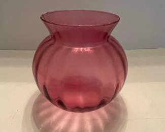 Vintage Pilgrim Glass Cranberry Melon-Ribbed Vase