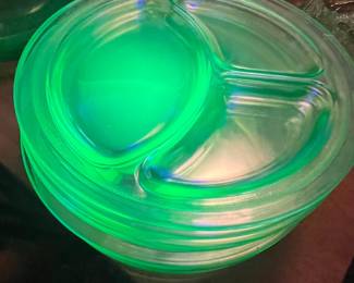 L.E. Smith Homestead Green Uranium Glass Divided Grill Plate