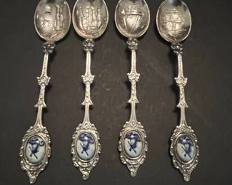 Set of 4 Vintage Silver-Plated Souvenir Spoons with Delft Blue Porcelain Inserts - Holland Theme