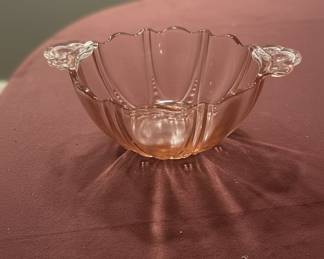 Anchor Hocking Oyster & Pearl Pink Handled Bowl