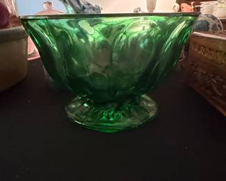 Anchor Hocking Fairfield Emerald Green Pedestal Bowl
