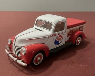 Golden Wheel 1940 Ford Pepsi-Cola Diecast Pickup Truck