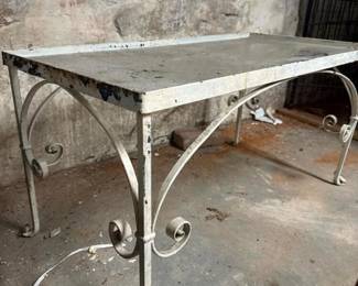 128 glasstopironconsoletableinthevict