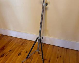175 necksuspendingguitarrack