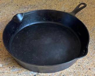 152 castironskilletbywapak