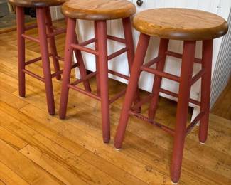 157 threefarmhousestylewoodenbarstools