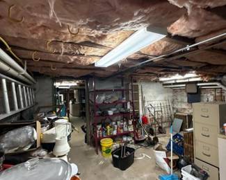 216 hugebasementpickerlot