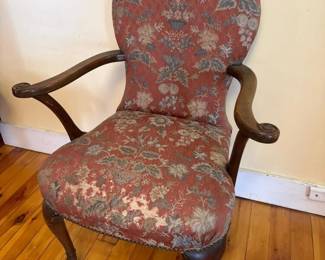 021 upholsteredarmchairinqueenannestyle