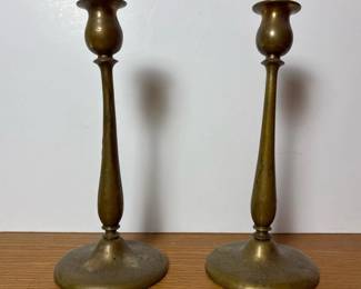 043 pairofbrasstonedroundcandlesticks