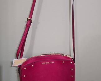 Michael kors purse with tag