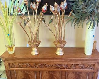 Vintage Thomasville wood credenza/side board (decorative fold-leaf and artificial plants sold separately)
