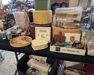 Crafts, quilting and sewing