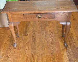 QUEEN ANNE STYLE OAK CONSOLE TABLE