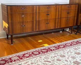 MAURICE VILLENCY MID-CENTURY MODERN ROSEWOOD NINE-DRAWER DRESSER