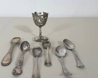 (7pc) ASSORTED STERLING AND SILVER PLATED SPOONS WITH PIERCED EGG CUP