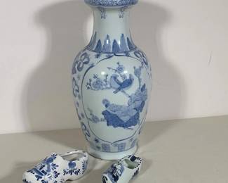 (3pc) CHINESE STYLE BLUE AND WHITE CERAMIC BALUSTER VASE AND TWO DELFTS BLAUW CLOGS