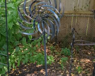 Kinetic Garden Wind Spinner