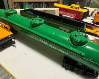Lionel O Gauge BASF Wyandotte Tank Car
