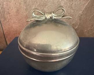 Vintage Silver-Plated Spherical Trinket Box with Bow Finial