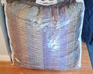 Pottery Barn Kids PBK Striped Patchwork Quilt Twin Size Navy Light Blue Brown