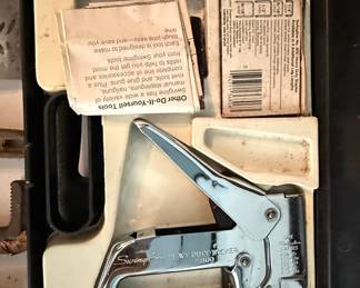 Swingline No. 800 Heavy Duty Tacker Kit