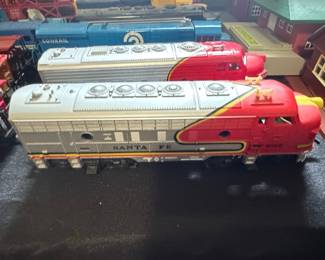 Tyco Mantua HO Scale Santa Fe 4015 Diesel Locomotive