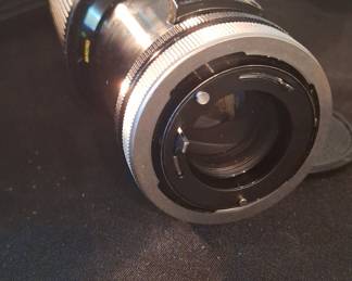 Vivitar Series 1 70-210mm f/3.5 Macro Zoom Lens (Canon FD Mount)