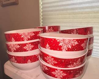 Royal Norfolk Snowflake Holiday Bowls