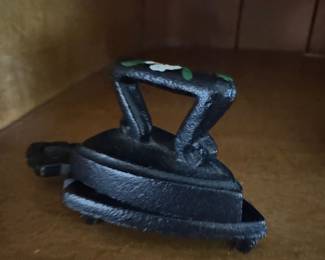 Vintage Hand-Painted Cast Iron Miniature Sad Iron and Trivet Set