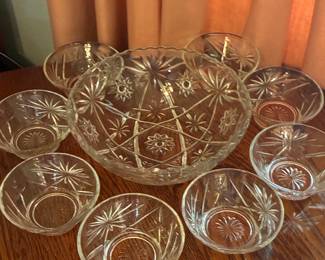 Anchor Hocking Early American Prescut Star of David Punch Bowl Set