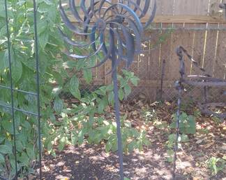 Kinetic Garden Wind Spinner with Dual-Direction Blades