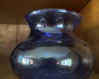 Vintage Indiana Glass Cobalt Blue Swirl Vase
