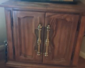 Mid-Century Modern Style Media Console Cabinet