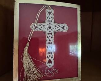 Lenox Pierced Gold Cross Ornament
