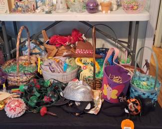Assorted Easter Baskets and Holiday Decor Lot