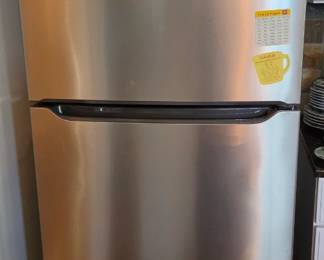 Frigidaire Fridge