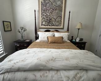 Queen Ann 4 post Queen Bed