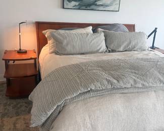 King Platform Bed