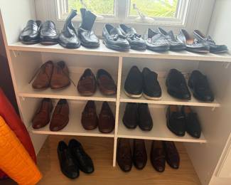 Mens's size 9.5-10 shoes